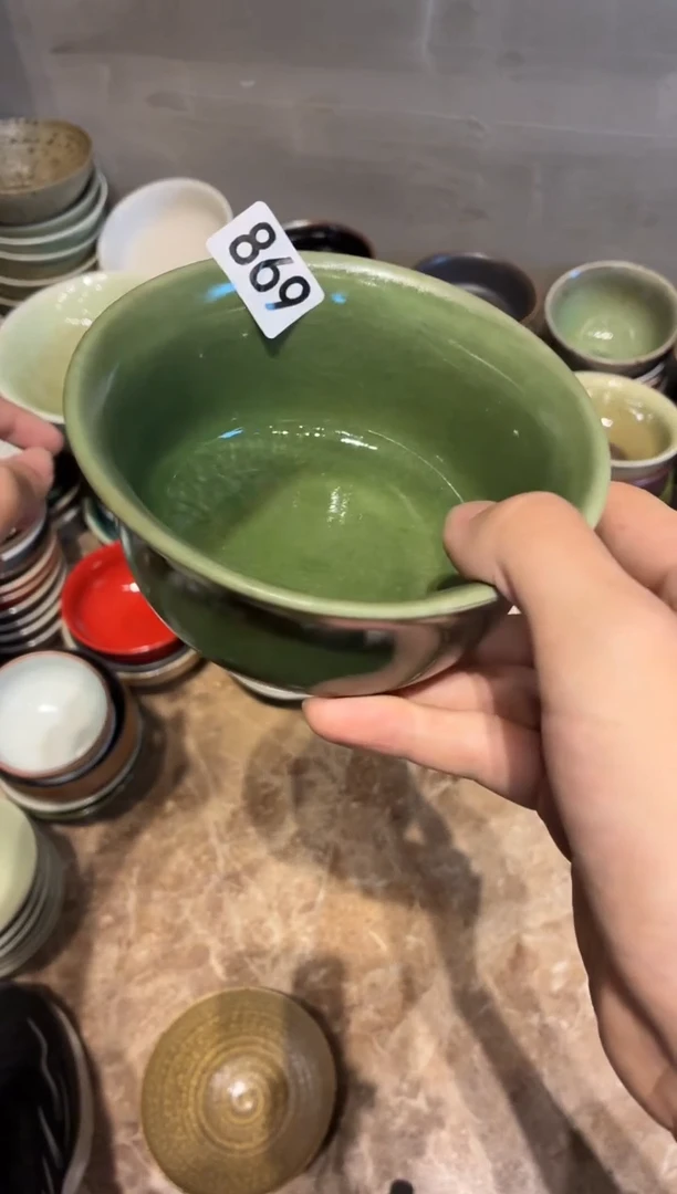 瓷片虞*869 翠绿釉万福碗1个