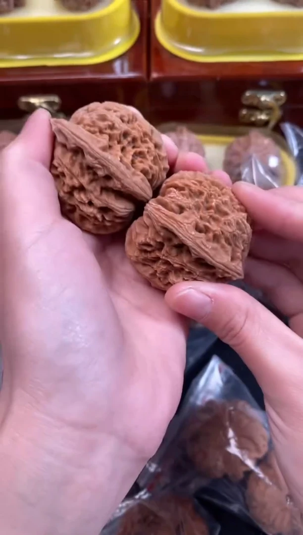 把件文玩核桃南疆石42尺s419