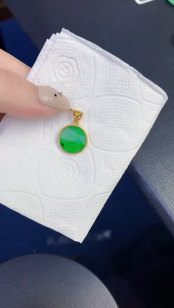 颈饰未镶嵌翡翠缅甸天然翡翠A货