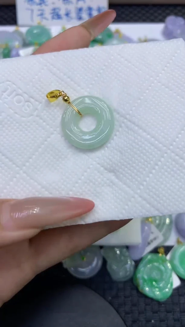 颈饰未镶嵌翡翠天然缅甸A货翡翠