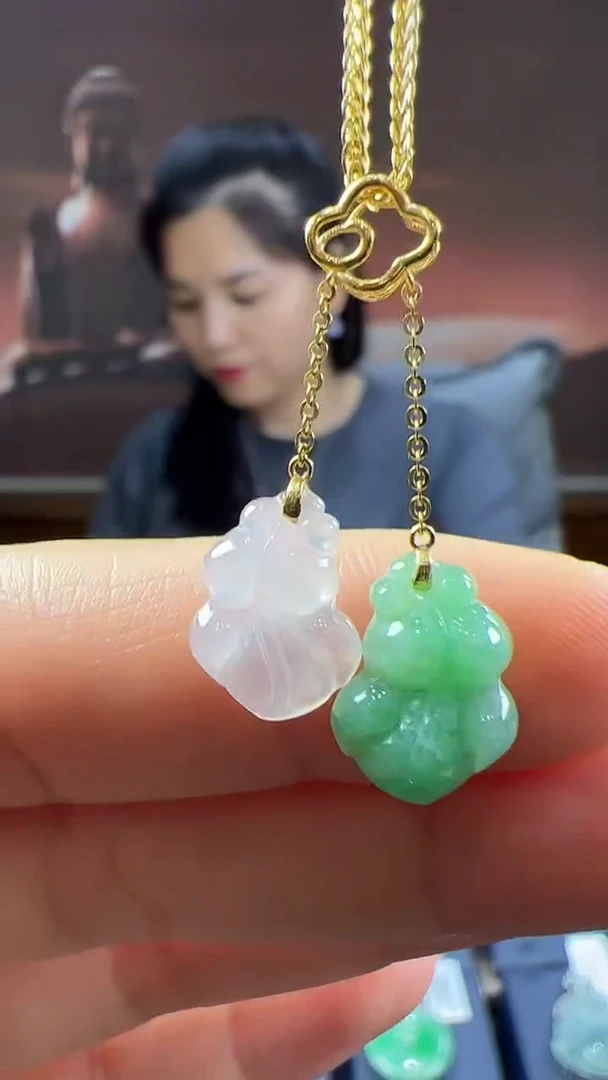 18K金镶嵌挂件翡翠双鱼不含链