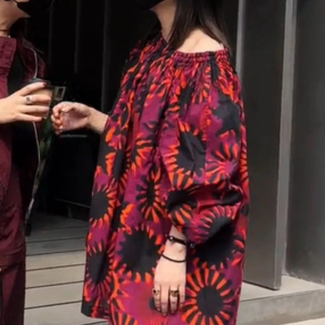 秋季法式小个子气质碎花一字肩连衣裙2025女新款港味复古chic裙子