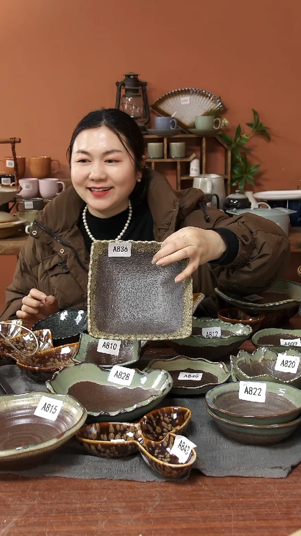 陶瓷A836 一只粗陶方碗微瑕18*6.5