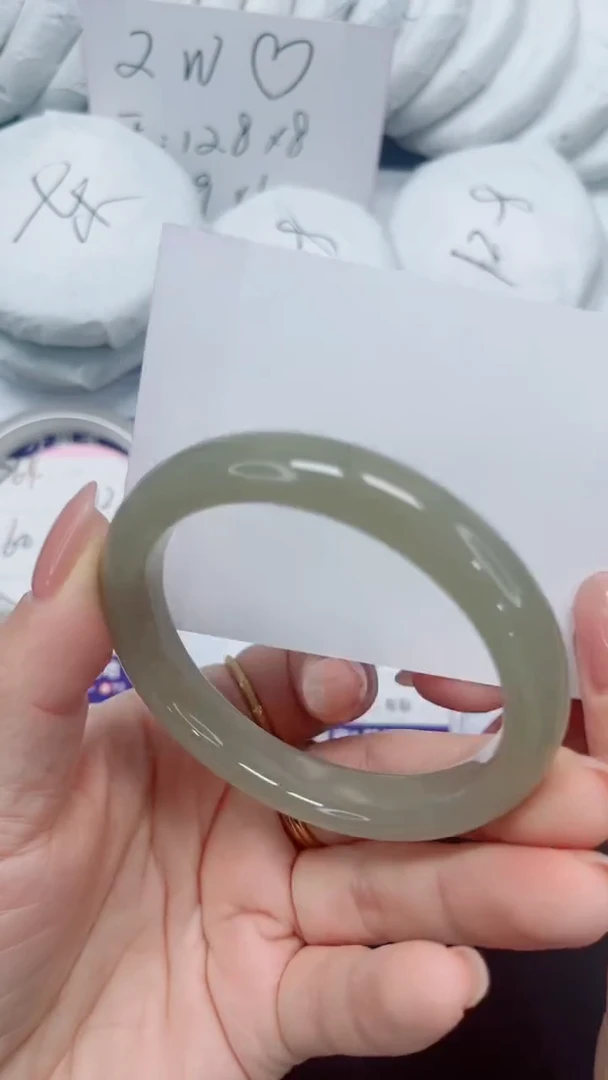 未镶嵌手镯石英质玉265-58