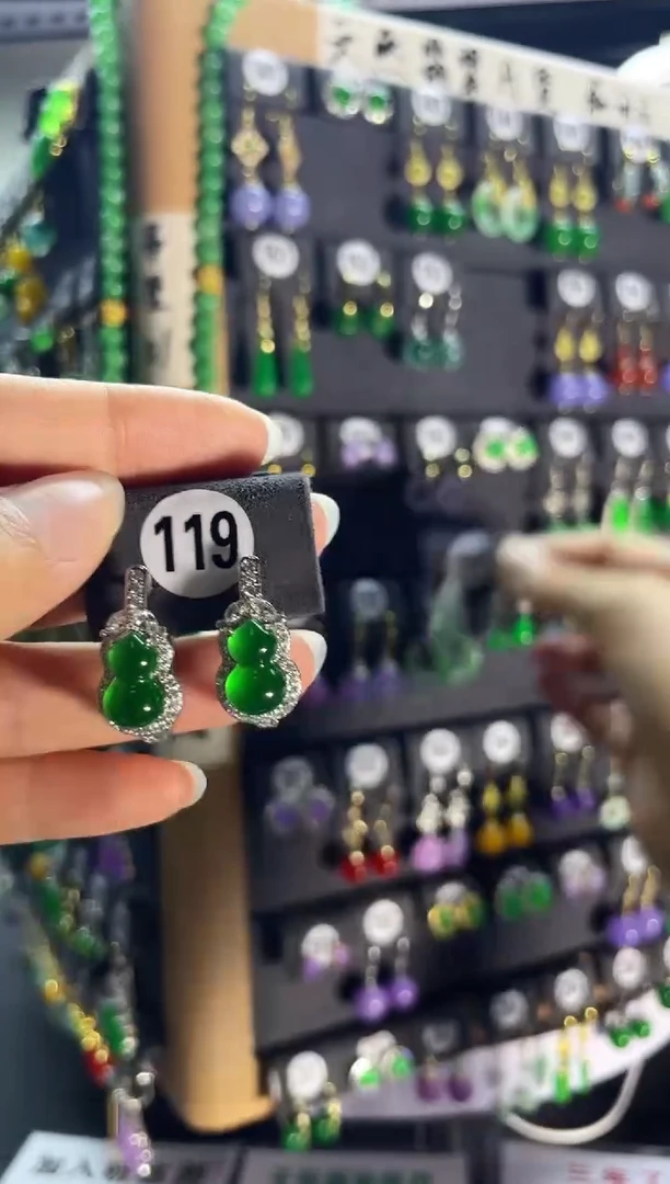 翡翠银S925镶嵌耳饰119....