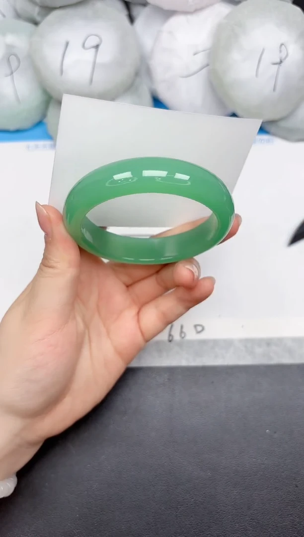 未镶嵌手镯石英质玉A143/58.1