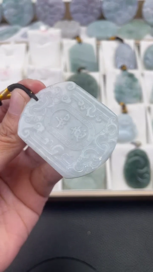 颈饰未镶嵌翡翠天然缅甸翡翠A货415