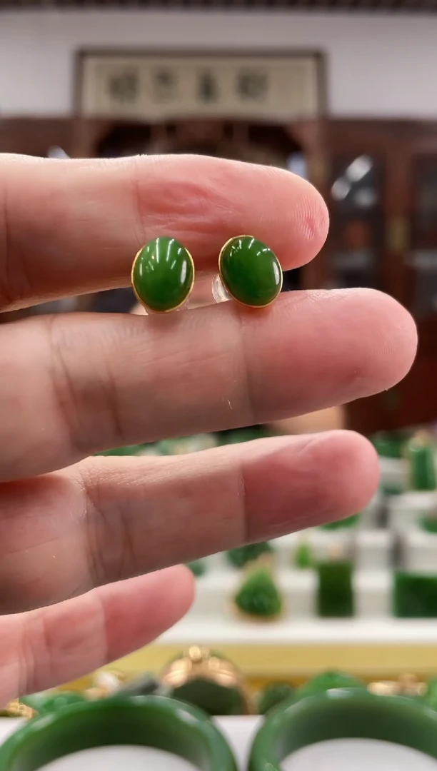 和田玉银S925镶嵌耳钉蛋面7*9mm蛋面耳钉