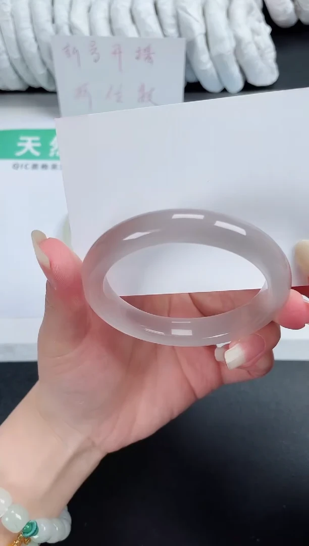 【闪购商品】石英质玉手镯未镶嵌359-56.3