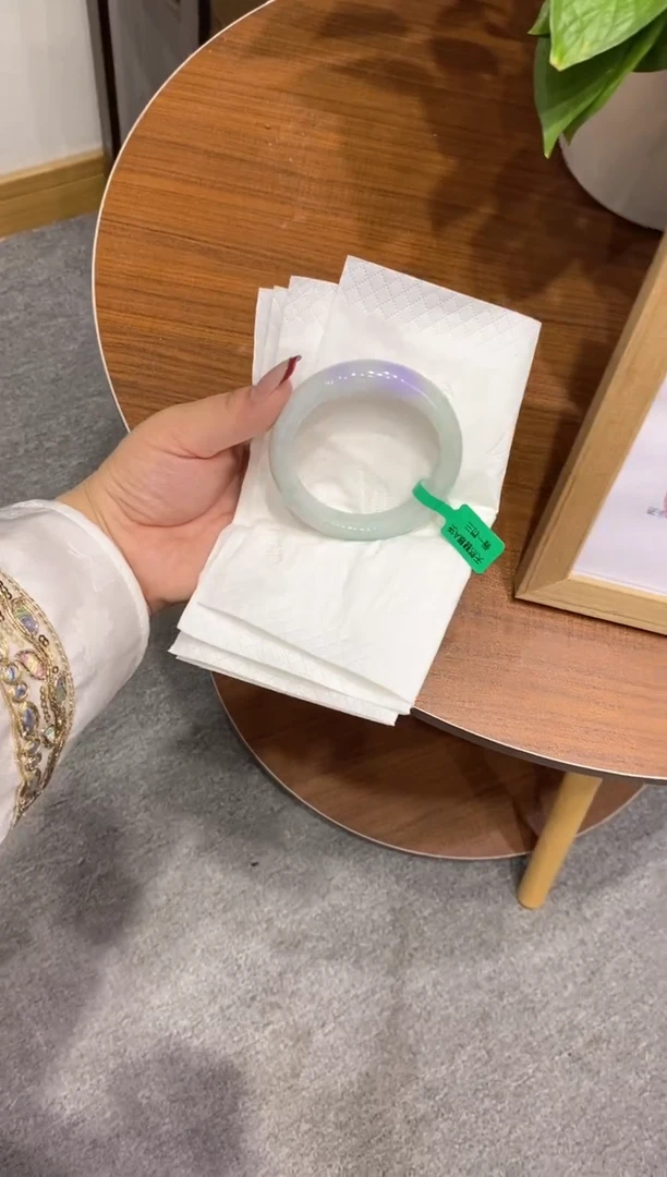 【闪购商品】翡翠手镯未镶嵌00009320