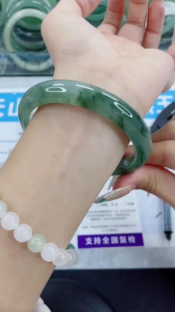 未镶嵌手镯石英质玉237-62/63