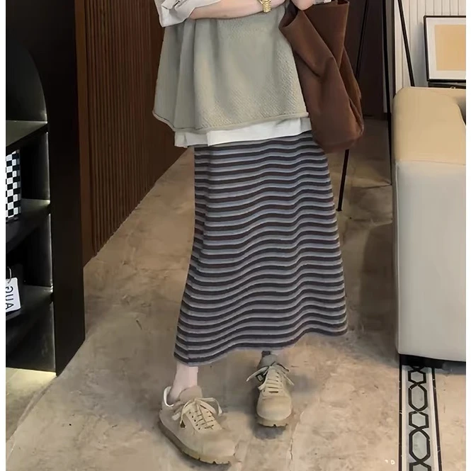 日常休闲条纹直筒裙女2025秋冬新款经典松紧腰百搭慵懒宽松半身裙