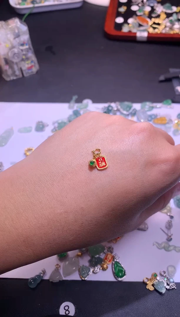 【闪购商品】翡翠吊坠(不含链)银S925镶嵌1