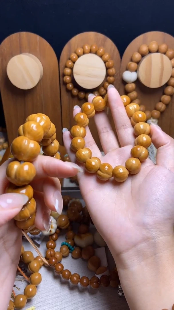 手串猴头核桃可****ა全品聚宝盆爱心绿跑环（大的）白跑环吊坠（鱼）