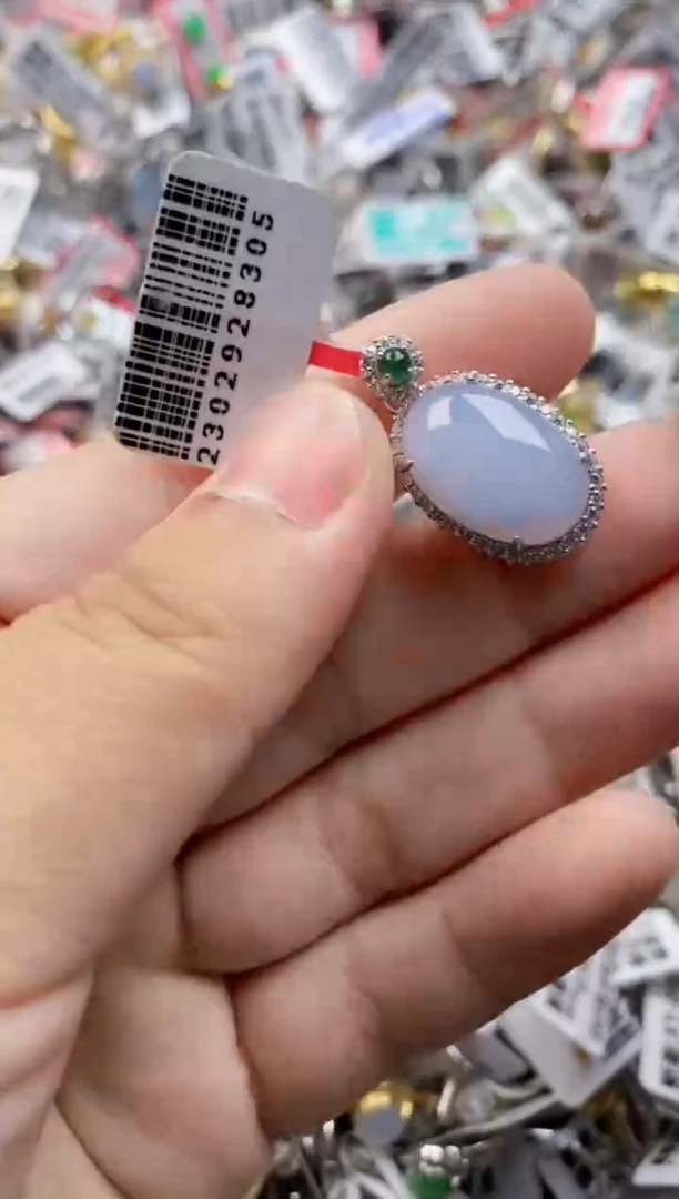 翡翠戒指银S925镶嵌4444       10