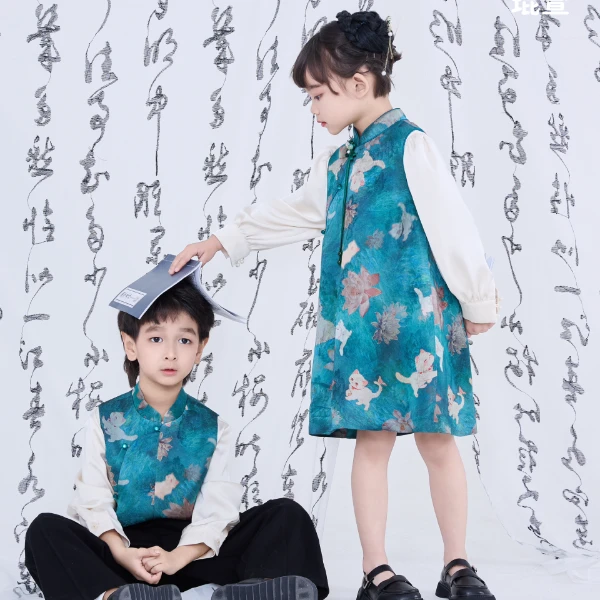 【琨萱】“喵趣日记”25春男女童100%花萝木薯丝马甲连衣裙SS66Q007