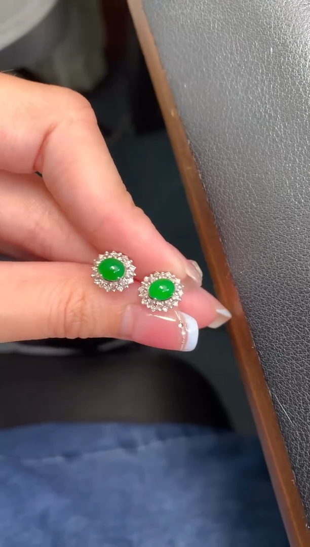 18K金镶嵌定制翡翠48小时鉴赏期 退货不扣服务费