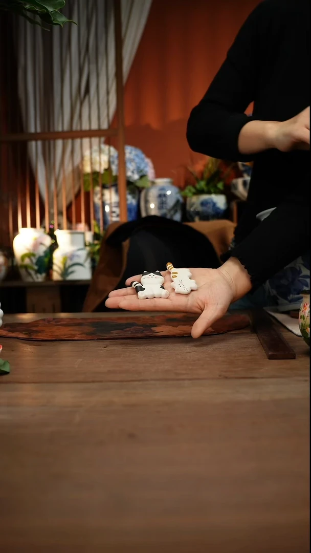 当代高温釉下彩手绘陶瓷餐具