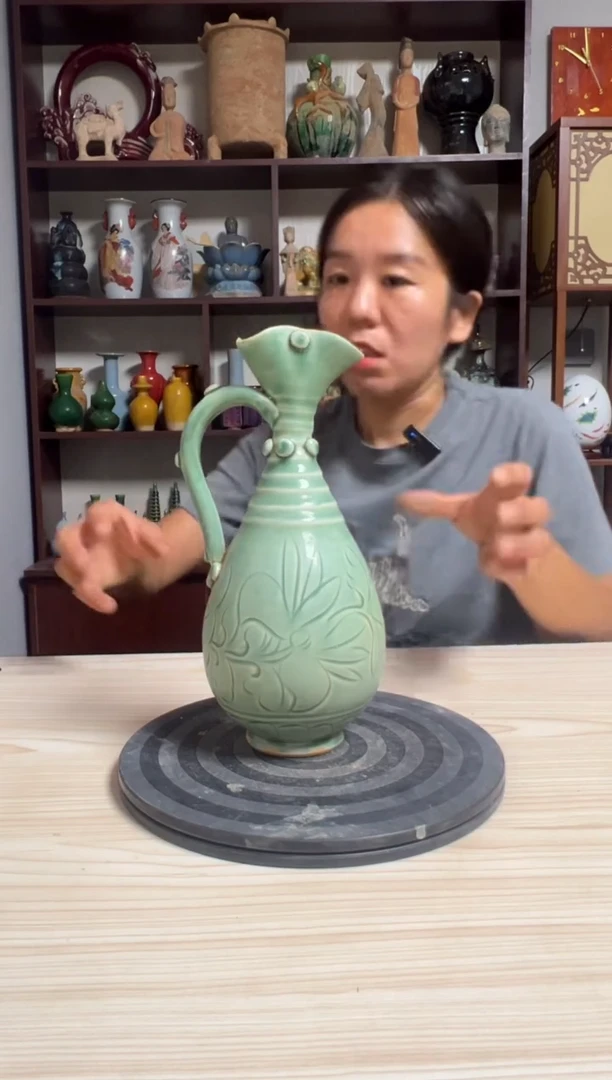 摆件高雅陶瓷器摆件