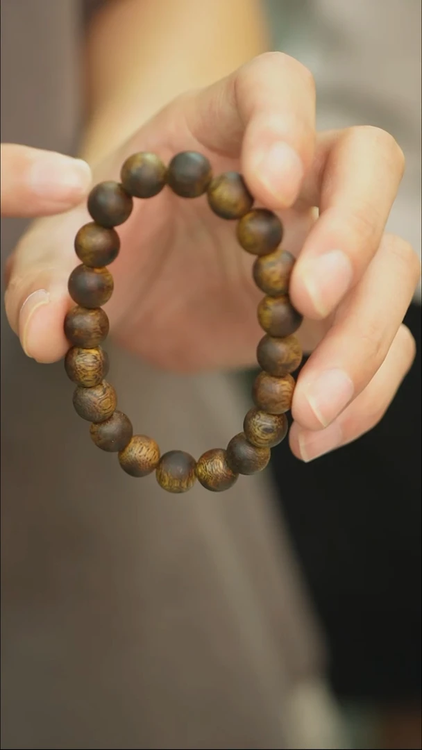 沉香手串10mm圆珠单圈保底9g+