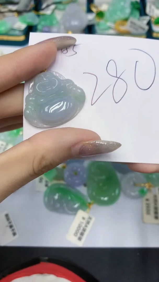 颈饰18K金镶嵌翡翠翡翠1111