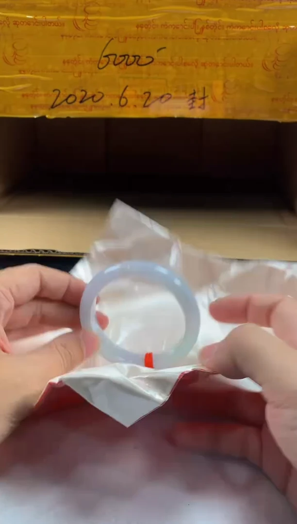 未镶嵌定制翡翠5079毛货不退不换 58-59圈