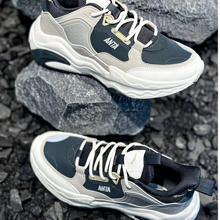 安踏【圣诞】MAX4.0丨保暖搭子耐磨透气休闲时尚老爹鞋112518812R