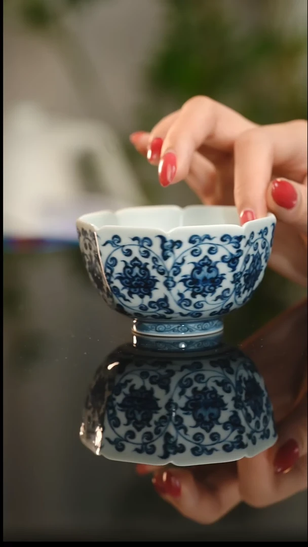 杯子陶缠枝莲葵口八方杯100cc