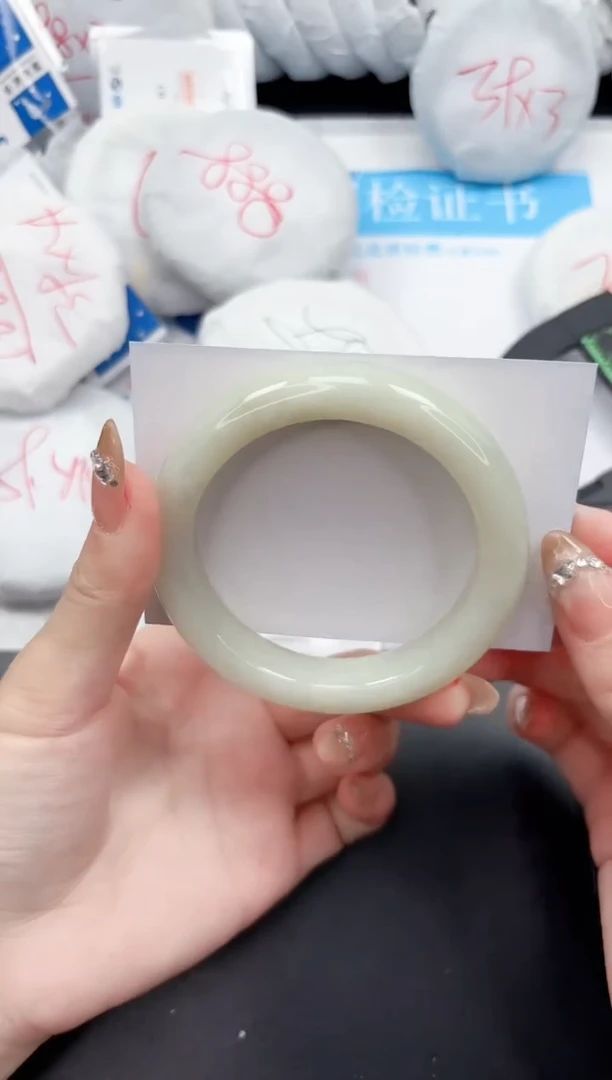 和田玉手镯未镶嵌128-59.7QS3