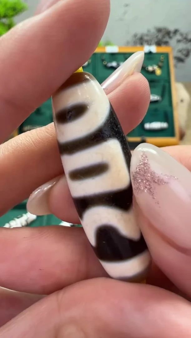 合金颈饰玛瑙/玉髓（覆膜）37.