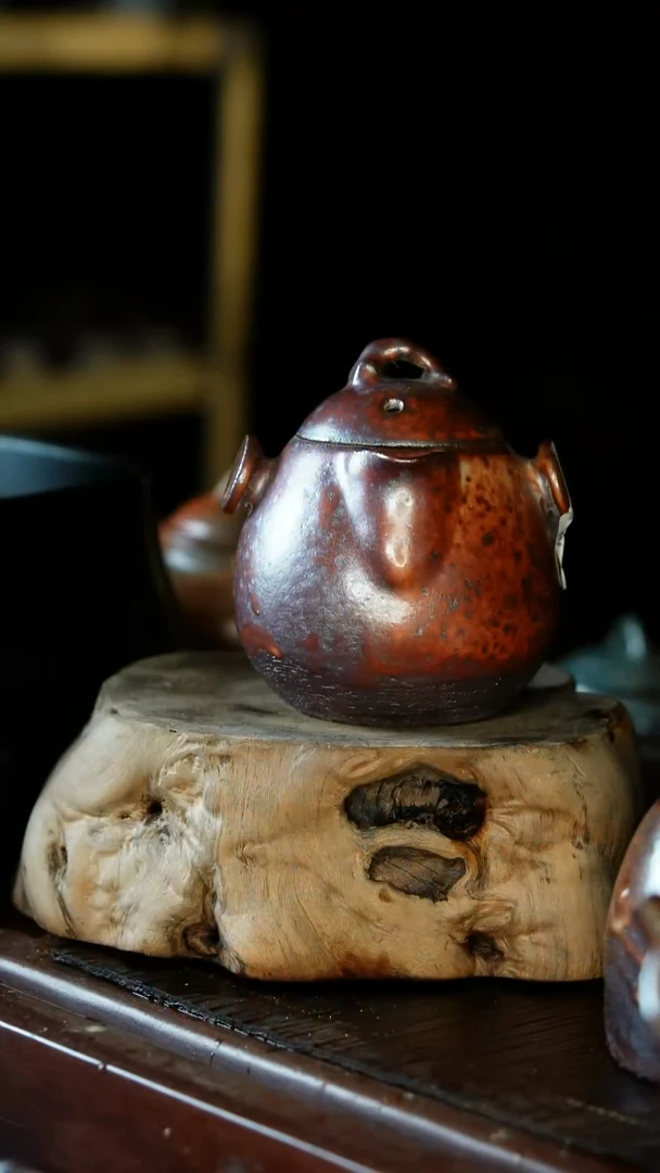 紫砂全手工龙蛋宝瓶