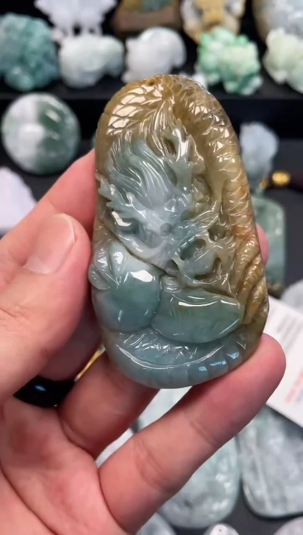 翡翠未镶嵌颈饰7  天然翡翠a货  龙牌