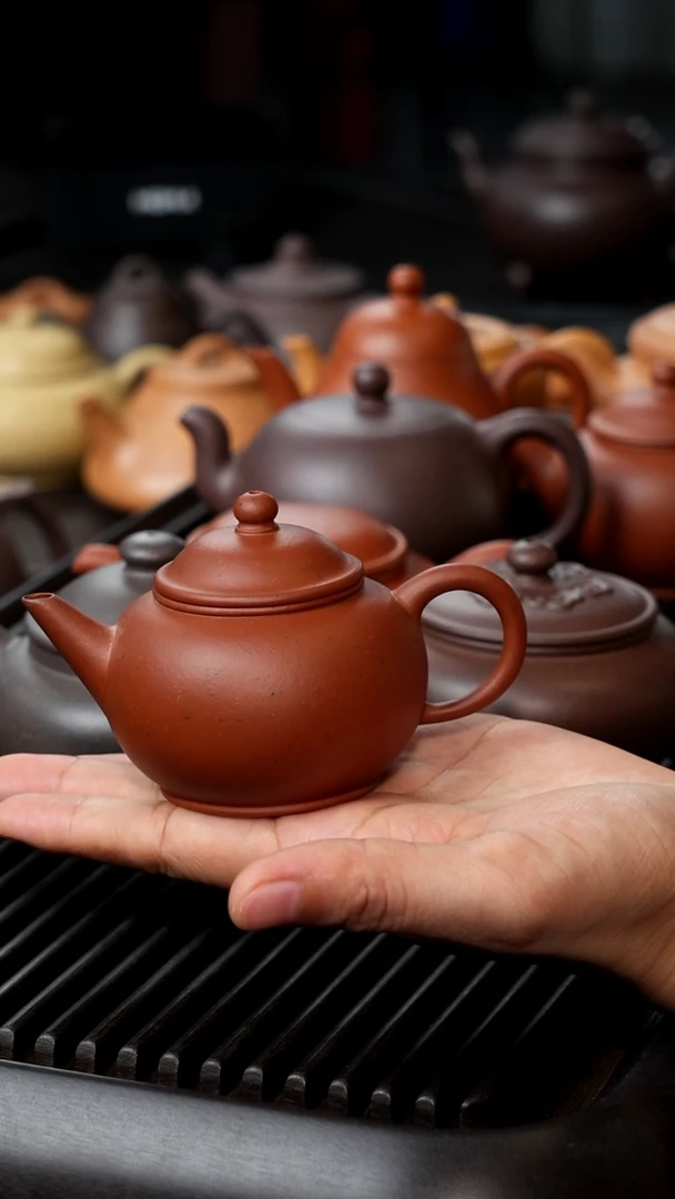 茶壶紫砂红泥水平微瑕半手100