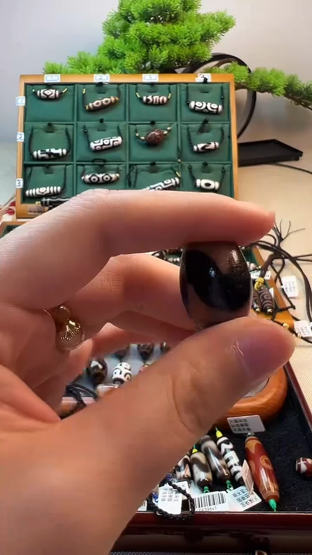 玛瑙/玉髓（覆膜）颈饰未镶嵌56（微瑕随机发货）
