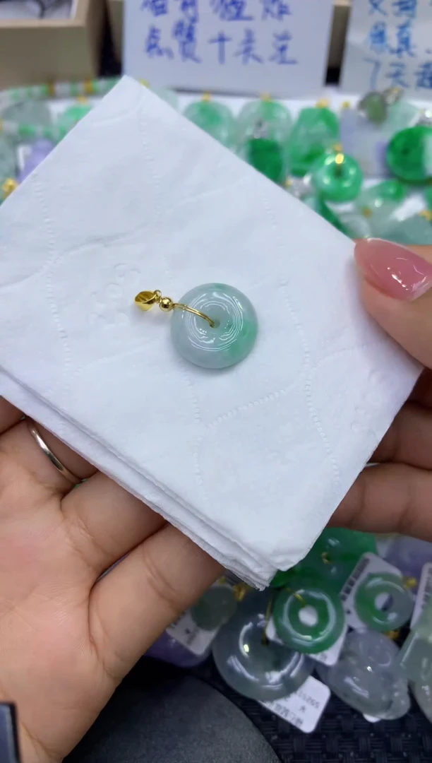 颈饰未镶嵌翡翠天然缅甸A货翡翠