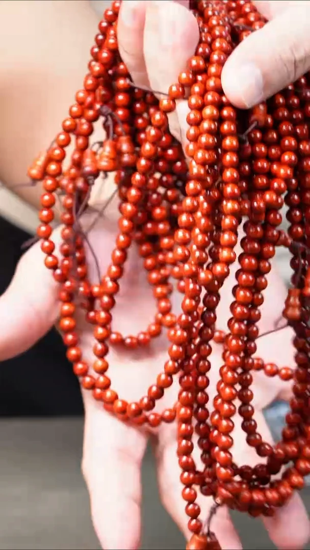 手串/手链小叶紫檀555115-紫檀泥料鸡血红0.6x108颗