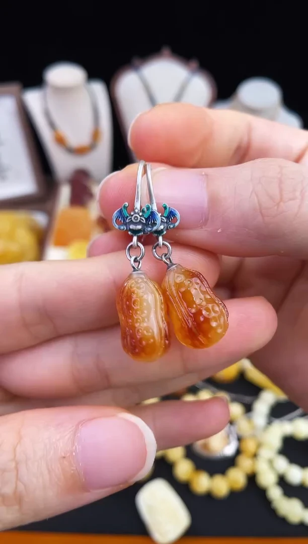 琥珀未镶嵌珠宝奇石柒月