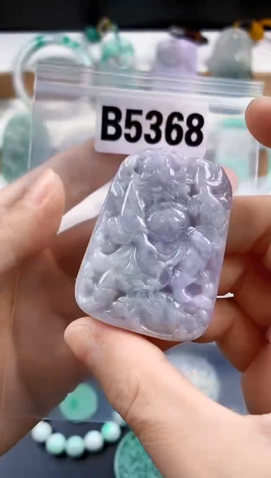 颈饰未镶嵌翡翠天然翡翠吊坠挂件