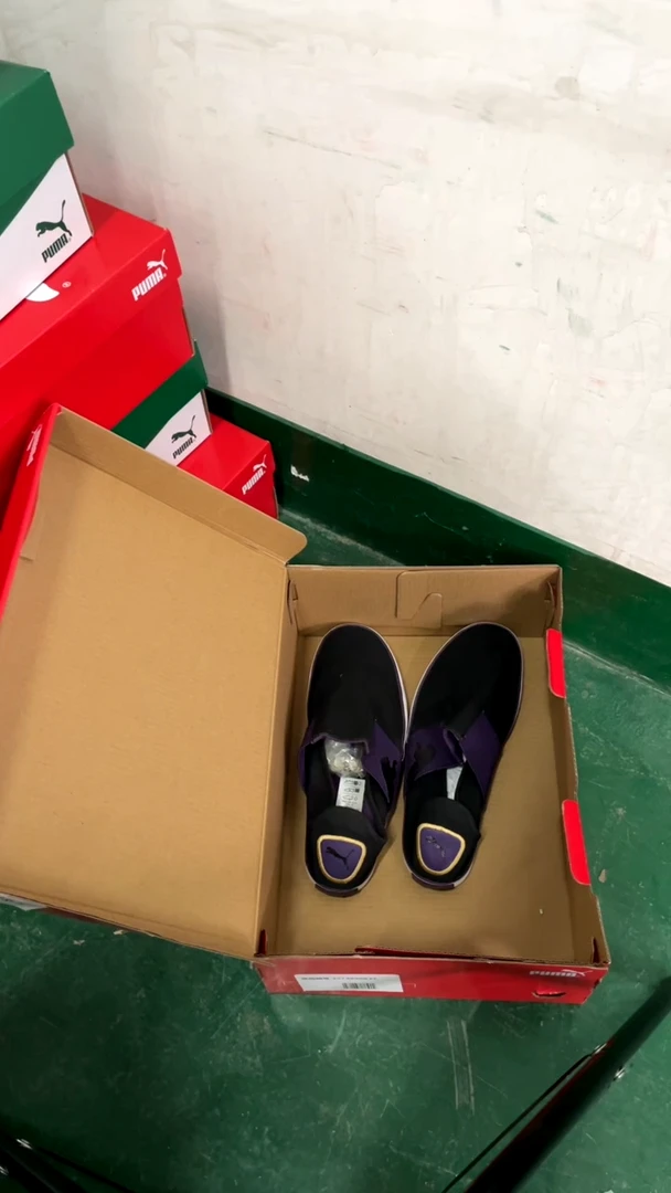 彪马时尚休闲运动鞋 37M  N135