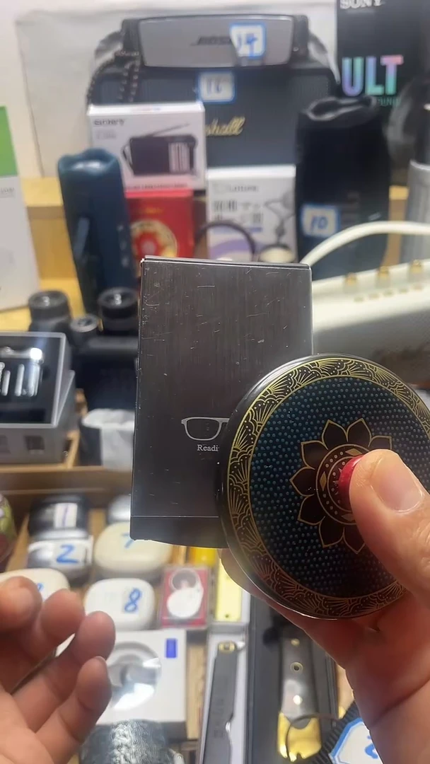 瓷片闪购商品 如图所示