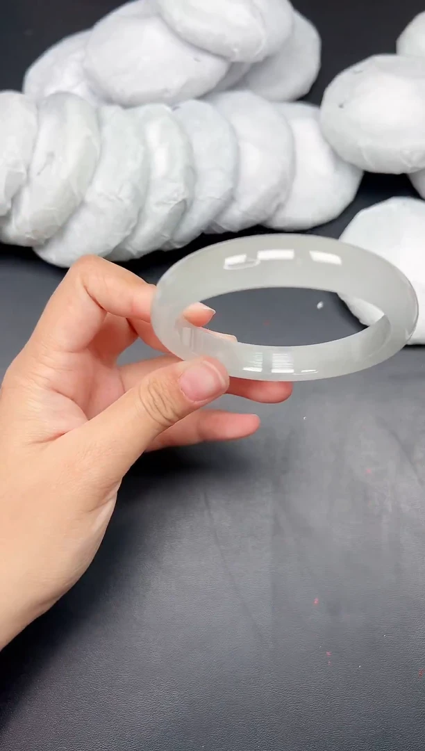 精品手镯，一物一拍J038