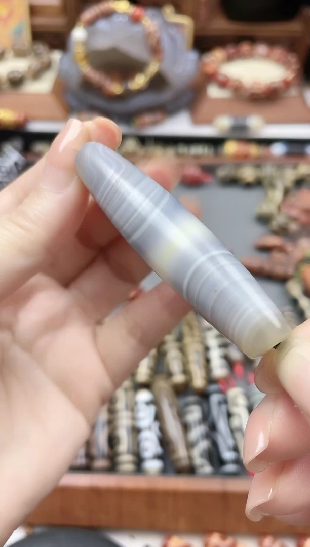 未镶嵌珠珠玛瑙/玉髓天然缠丝单珠