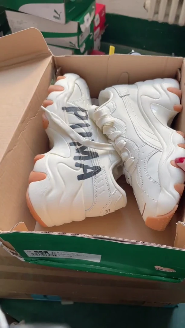 彪马时尚休闲运动鞋37.5N  QQ55