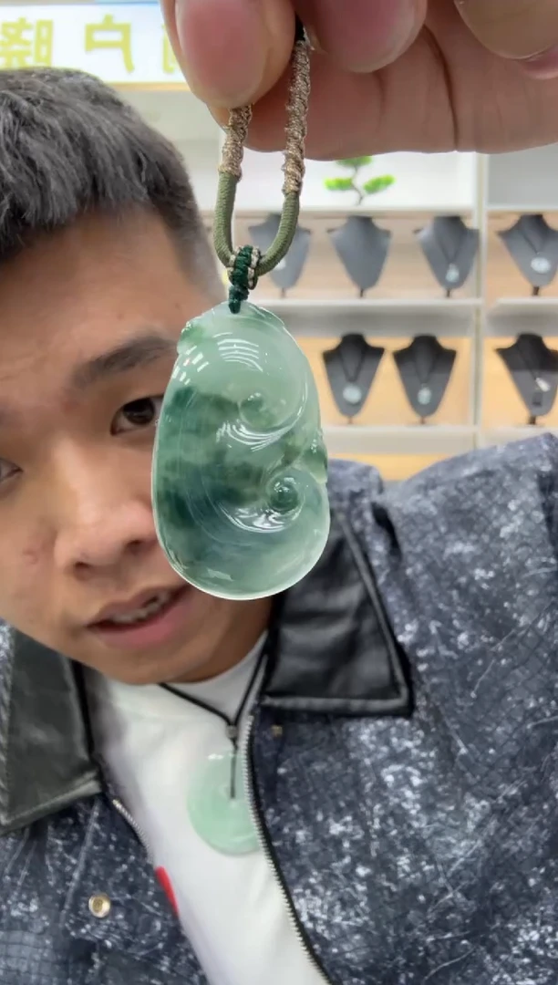 未镶嵌挂件翡翠多样性天然翡翠A货飘花如意一件