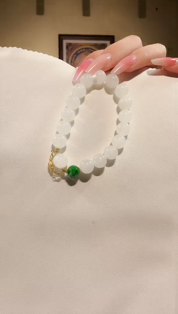 未镶嵌手链和田玉手链