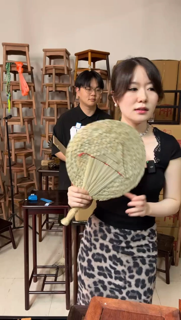 花梨木类一千五同款手工蒲扇