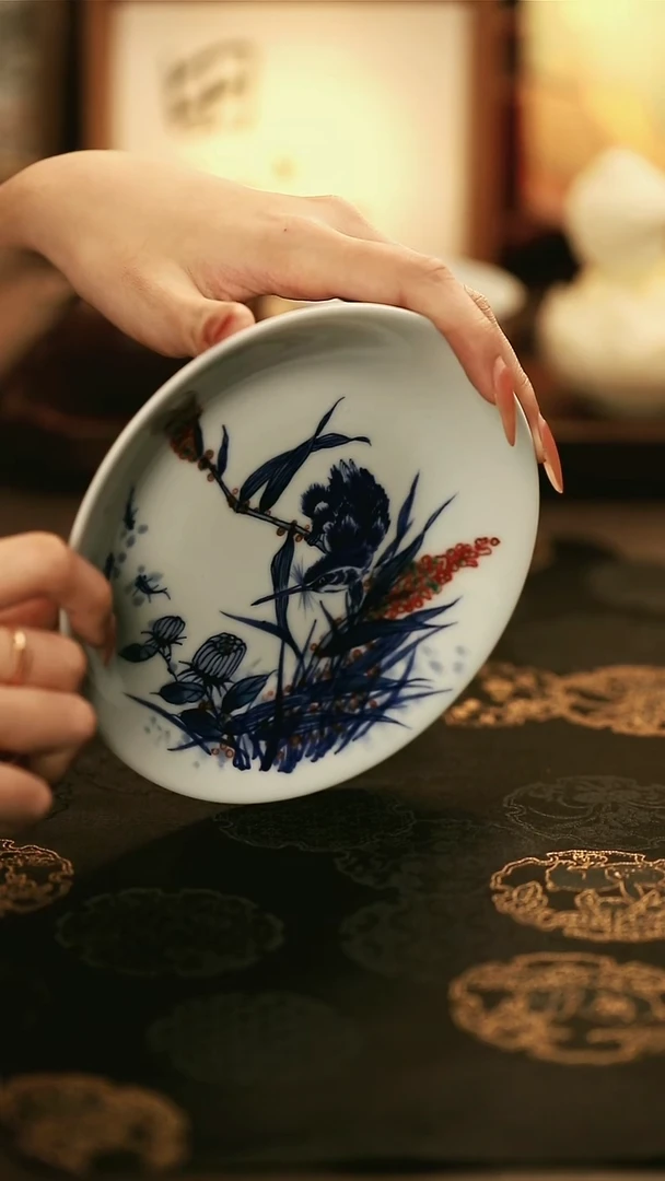 M2008/陶瓷青花釉里红单翠壶承