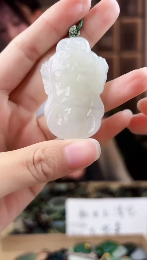 颈饰未镶嵌和田玉拍一发一，多样性发货