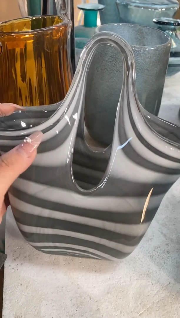 【闪购商品】玻璃128