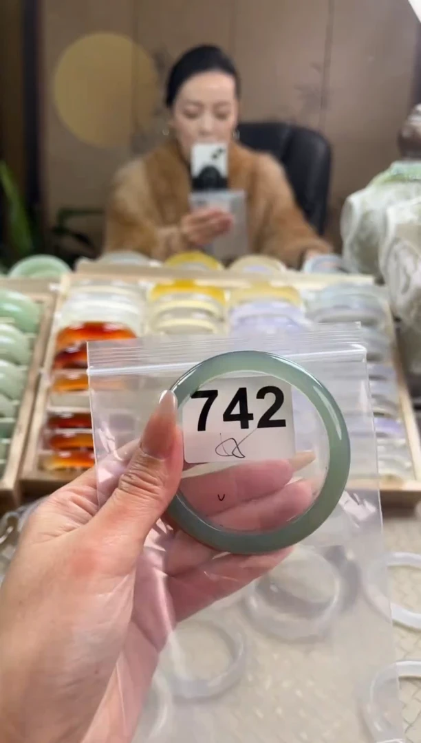 手镯玛瑙/玉髓未镶嵌742